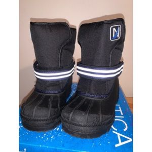 Nautica Snow Boots